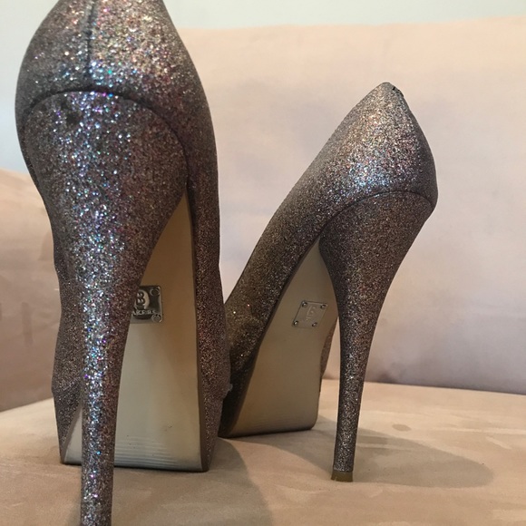 Glitter Pumps - Picture 2 of 2
